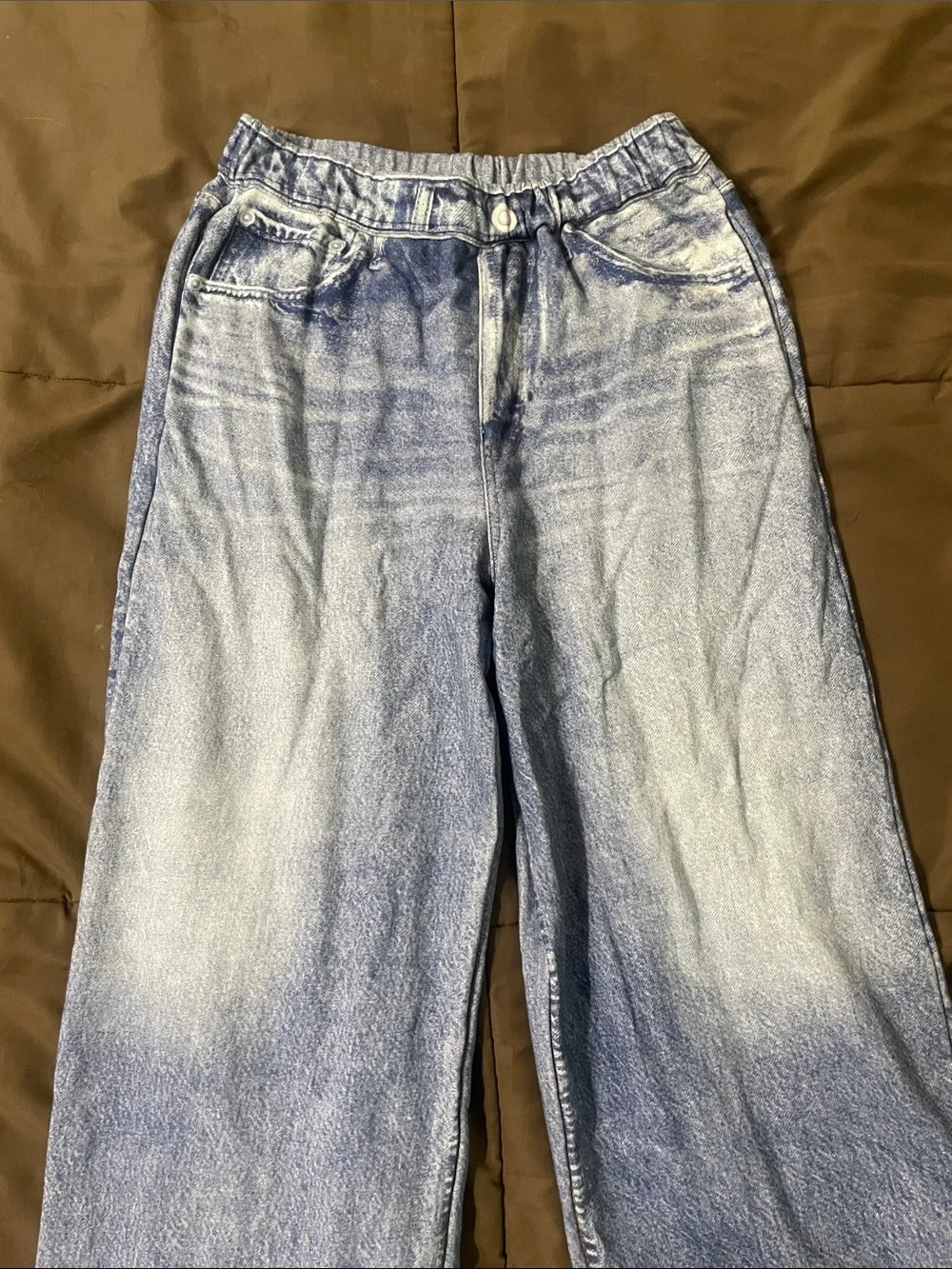 Cotton Relaxed Wide-Leg Jeans in Light Blue